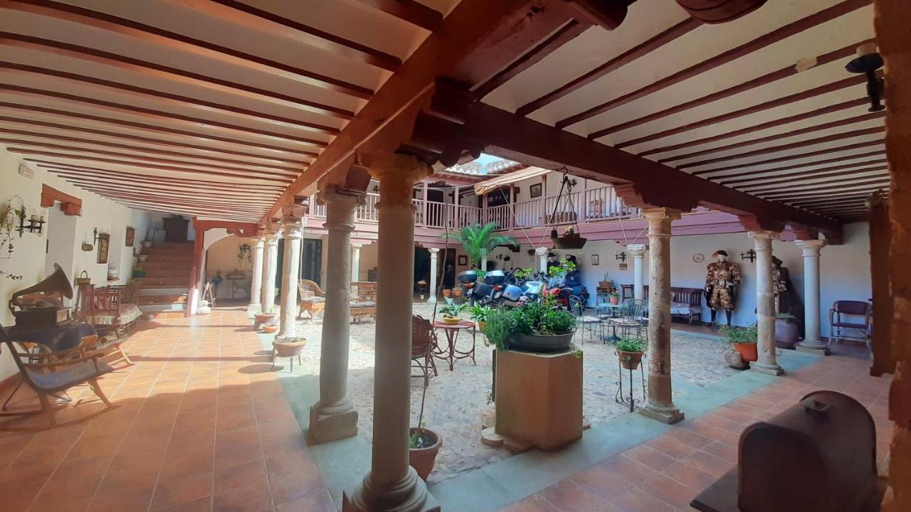 Hotel Rural Caballeros 3*