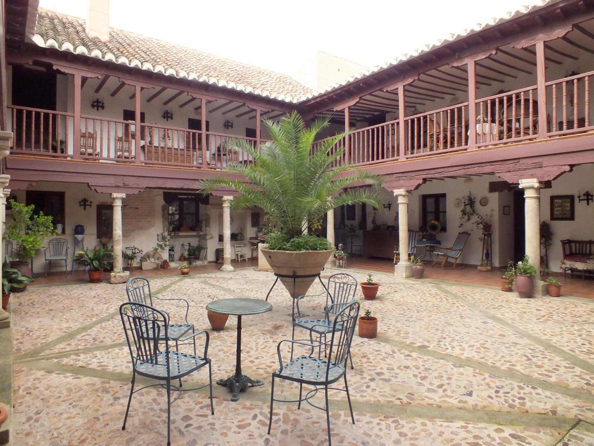 Hotel Rural Caballeros